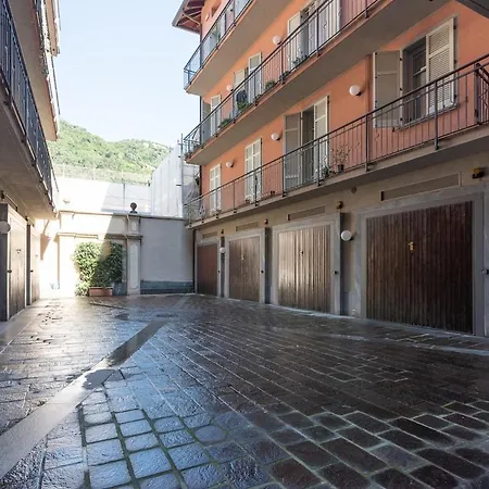 239sqm In Centro Near Duomo With Garage And 12 Seats *